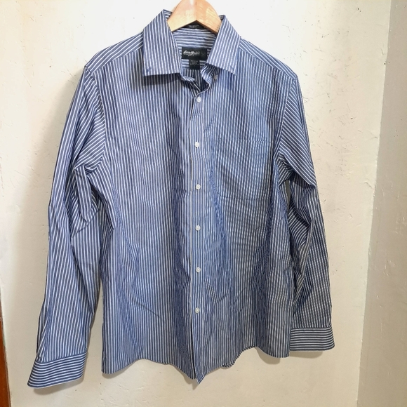 Eddie Bauer |Men's Blue Striped button down Shirt relaxed fit - Picture 1 of 9